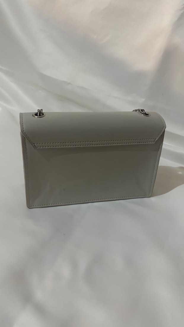 Gri Zincir Detaylı Deri Kadın Çanta - Görsel 3