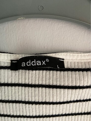Addax siyah beyaz oturan addax üst
