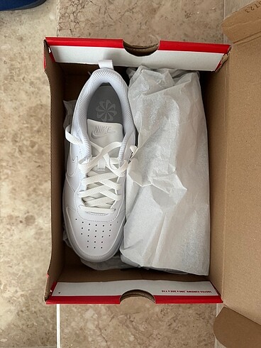 Nike 38