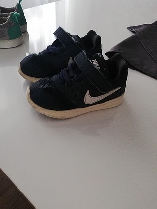 Nike 22 numara çocuk ayakkabısı