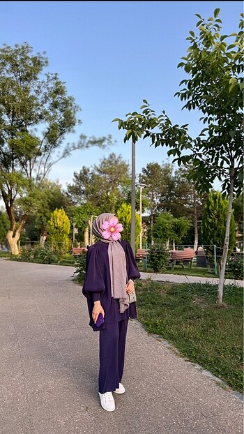 Pliseli lacivert takım