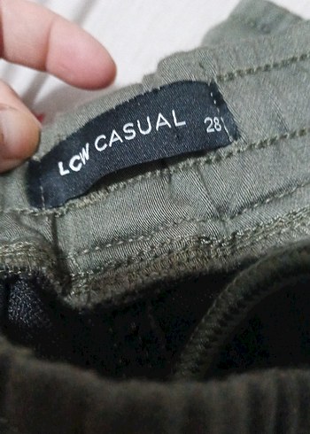 Gri Kamuflaj Desenli Kemerli Rahat Kesim Kadın Pantolon - Görsel 3