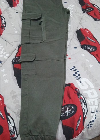 Gri Kamuflaj Desenli Kemerli Rahat Kesim Kadın Pantolon - Görsel 2