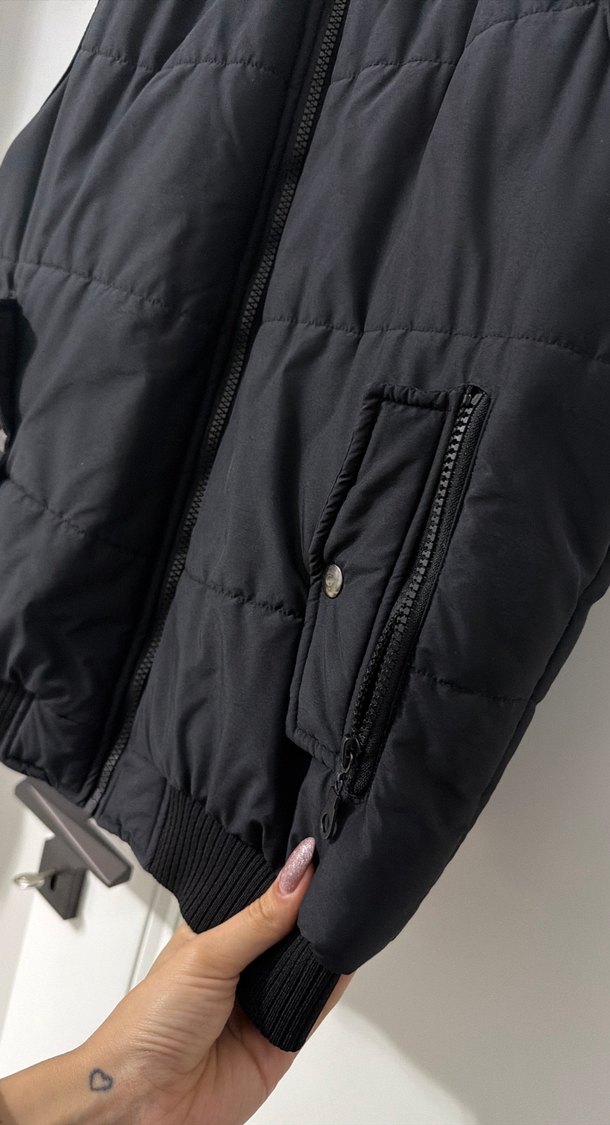 Siyah Fermuarlı Erkek Spor Yelek - Görsel 3