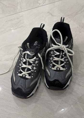 Gri Bağcıklı Kadın Spor Ayakkabı - Görsel 4