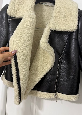 Siyah Kürklü Kısa Deri Kadın Ceket - Görsel 6