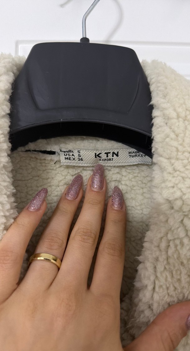 Siyah Kürklü Kısa Deri Kadın Ceket - Görsel 3