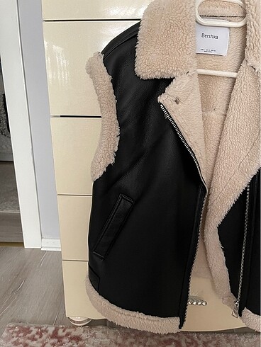 s Beden siyah Renk Bershka yelek