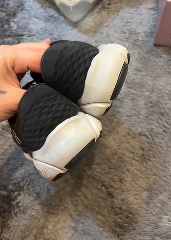 Diğer Under armour orijinal Bağcıklı Kadın Spor Ayakkabı