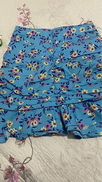 xs Beden çeşitli Renk Zara çiçek desenli etek