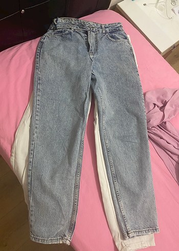 Mavi Kemerli Gevşek Kesim Midi Kot Pantolon