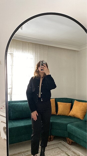 l Beden Crop mont