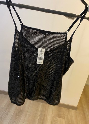 Siyah Payetli V Yaka Kadın Atlet - Görsel 4