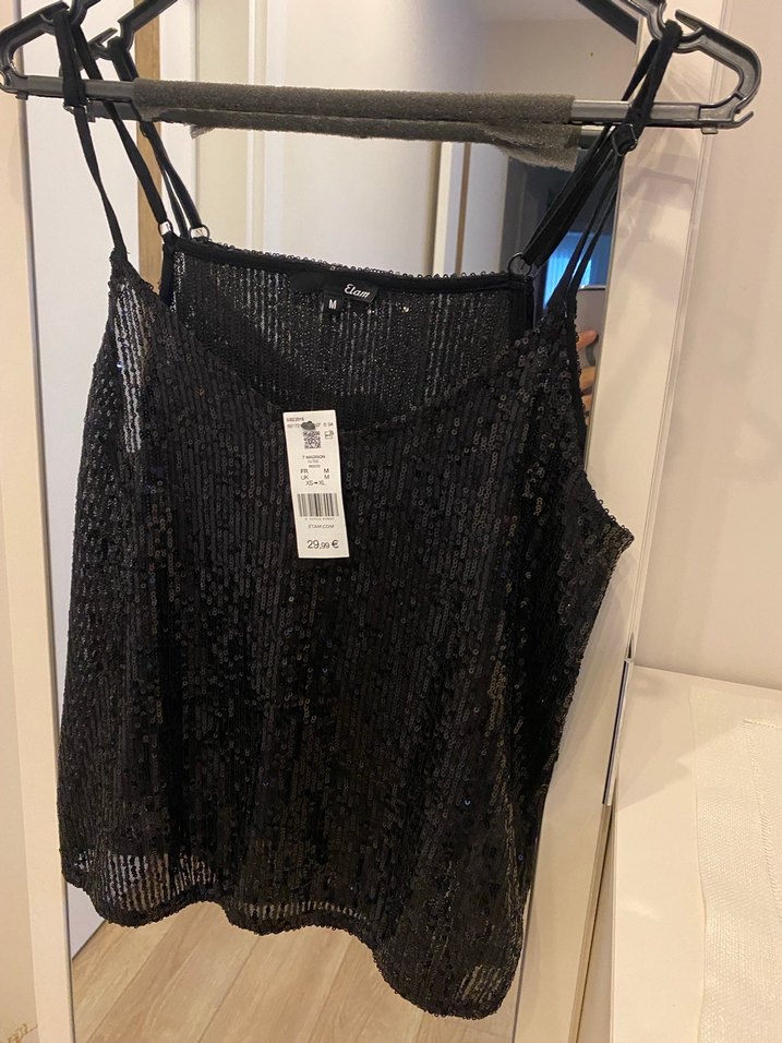 Siyah Payetli V Yaka Kadın Atlet - Görsel 2