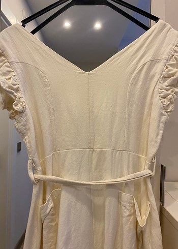 V Yaka Beyaz Midi elbise - Görsel 5