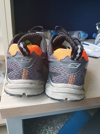 42 Beden skechers az kullanılmış temiz ayakkabı 