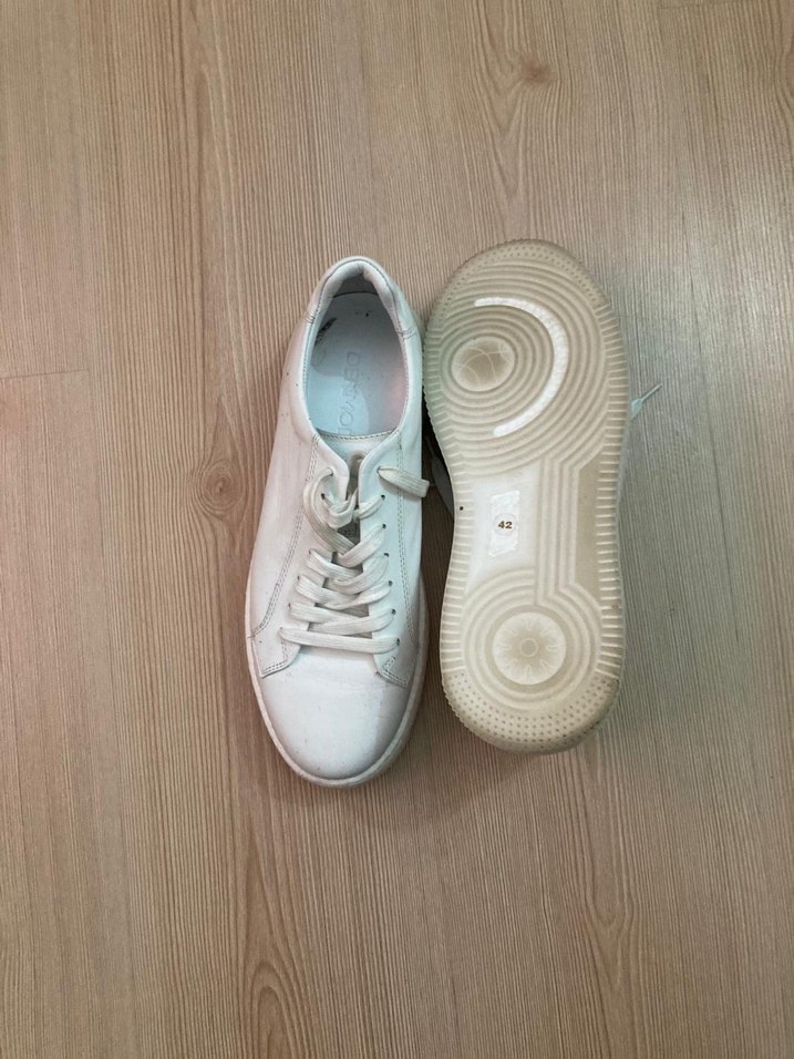 Beyaz Minimalist Stiletto Topuklu Kadın Spor Ayakkabı - Görsel 2