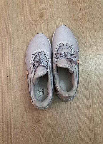 Gri Bağcıklı Kadın Spor Ayakkabı - Görsel 2