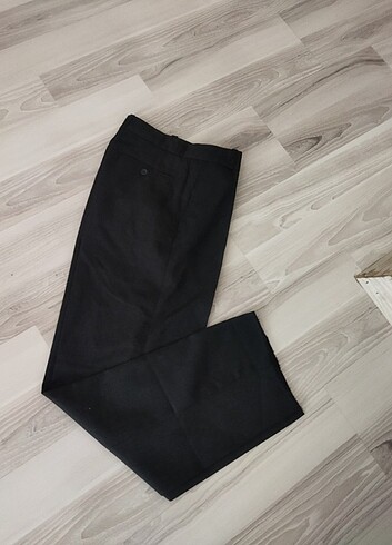 Okul pantolonu 