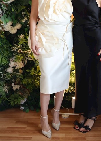 Beyaz Straplez Uzun Mini Gelinlik - Görsel 2