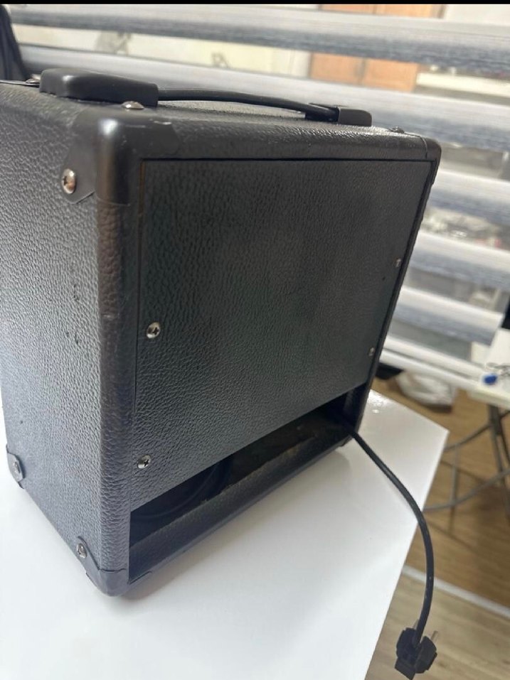 GA-15 gitar amfisi sorunsuz çalışır durumda - Görsel 3