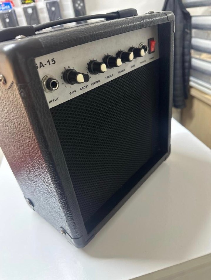 GA-15 gitar amfisi sorunsuz çalışır durumda - Görsel 2