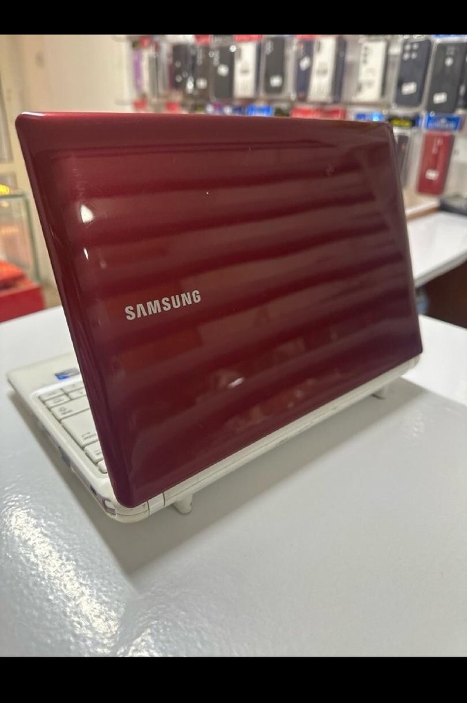 Samsung n150 netbook laptop bilgisayar 10.1 inç - Görsel 3