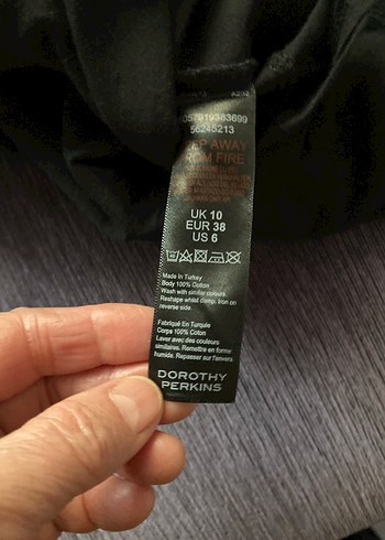 Siyah Düğmeli Gösterişli Kolsuz Kadın Bluz 38 beden - Görsel 8