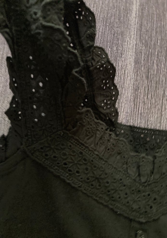 Siyah Düğmeli Gösterişli Kolsuz Kadın Bluz 38 beden - Görsel 5