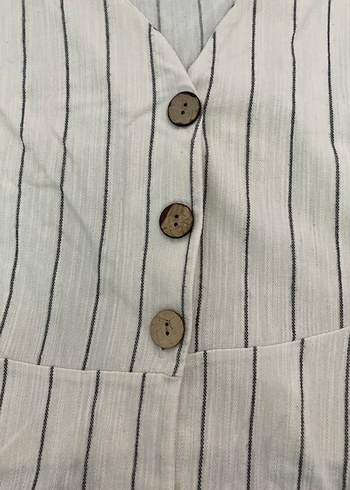 Düğmeli V Yaka Keten Kadın Gömlek - Görsel 2