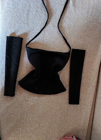 Mini siyah crop 