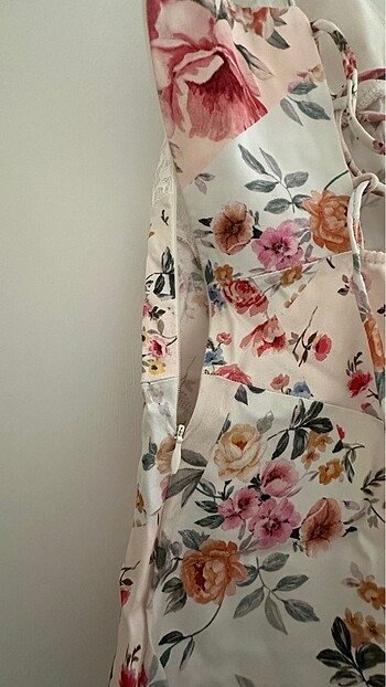 Bershka elbise