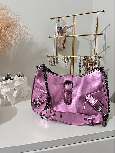 Pull and Bear Parlak pembe çanta