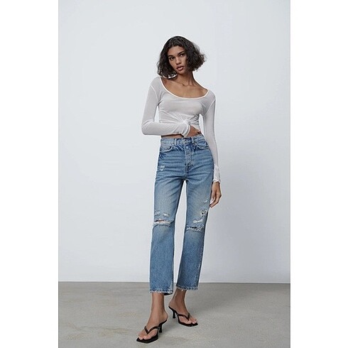 Zara yırtık kot pantolon