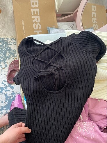 Bershka Siyah elbise