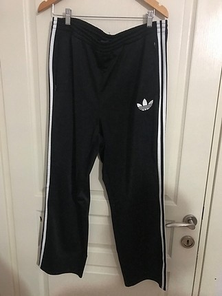 Orjinal adidas