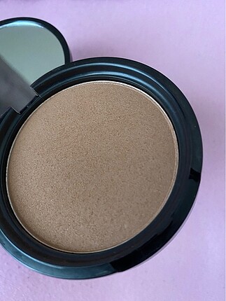  Beden Renk Nyx bronzer