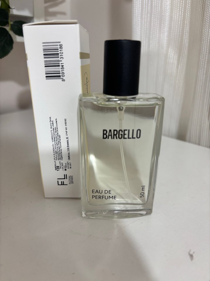Bargello Kadın Parfümü No 139 - Görsel 3