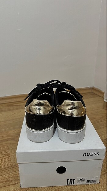 40 Beden siyah Renk Guess Sneaker