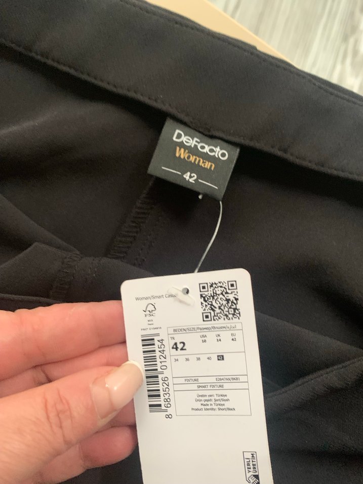 Drapeli Siyah Mini Etek - Görsel 3