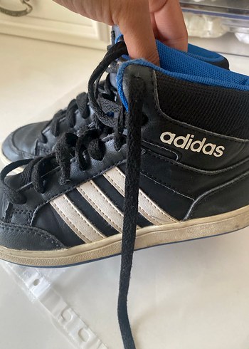 32 Beden mavi Renk Adidas Erkek Çocuk spor ayakkabı