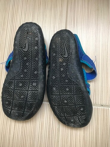 29 Beden nike sandalet