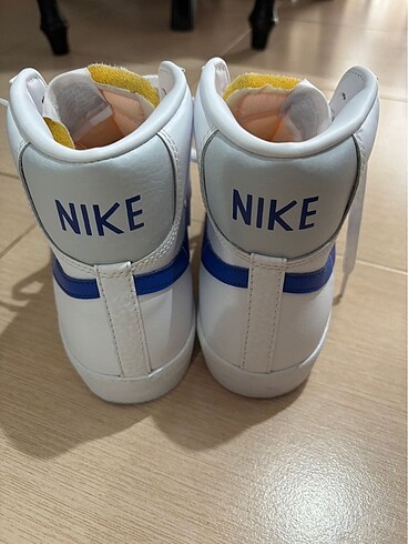 44 Beden beyaz Renk Orijinal nike blazer mid77 erkek spor ayakkabı