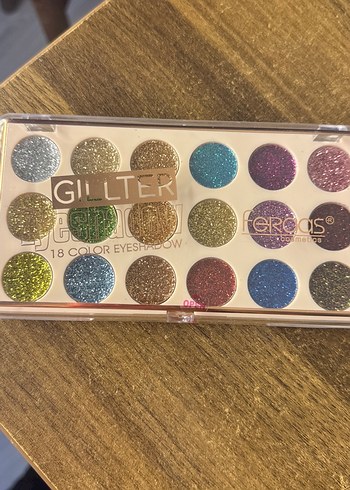 Renkli 18 Renk Parlak Far Paleti - Görsel 2