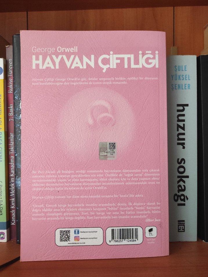 George Orwell - Hayvan Çiftliği Roman - Görsel 2