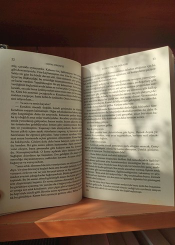 Madalyonun İçi - Gülseren Budayıcıoğlu - Görsel 3