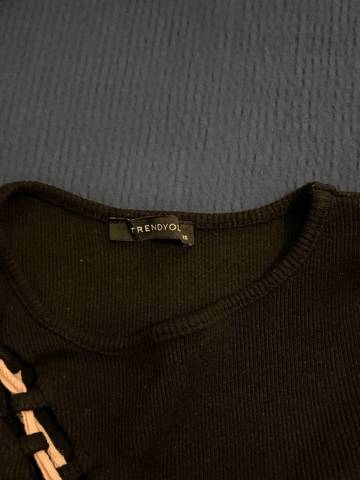 Uzun Kollu Siyah Bluz - Görsel 2