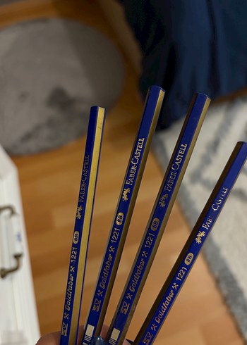 Faber-Castell 8B kurşun kalem - Görsel 3