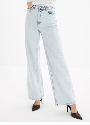 Yıkama efektli yüksek bel wide leg jeans
