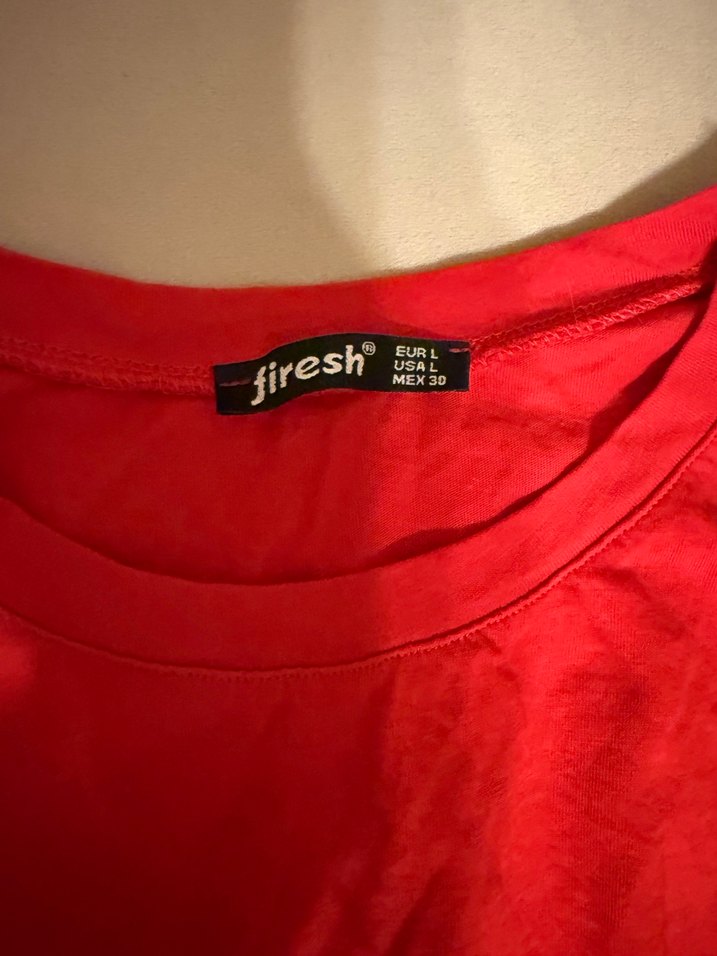 Kırmızı Kısa Kollu Crop Top - Görsel 2